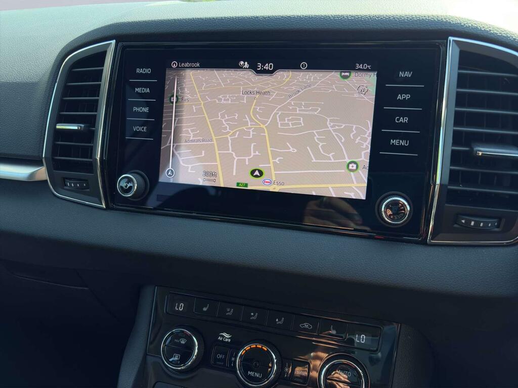 Skoda Karoq 1.5 Tsi 150Ps Sportline Dsg Red #20