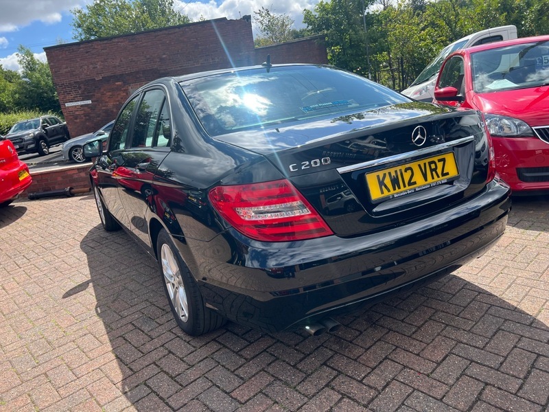Mercedes-Benz C Class C200 Cdi Blueefficiency Executive Black #4