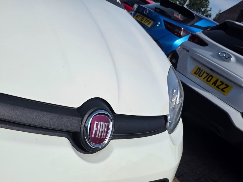 Fiat Panda 1.2 Pop Hatchback Euro 6 69 Bhp White #20