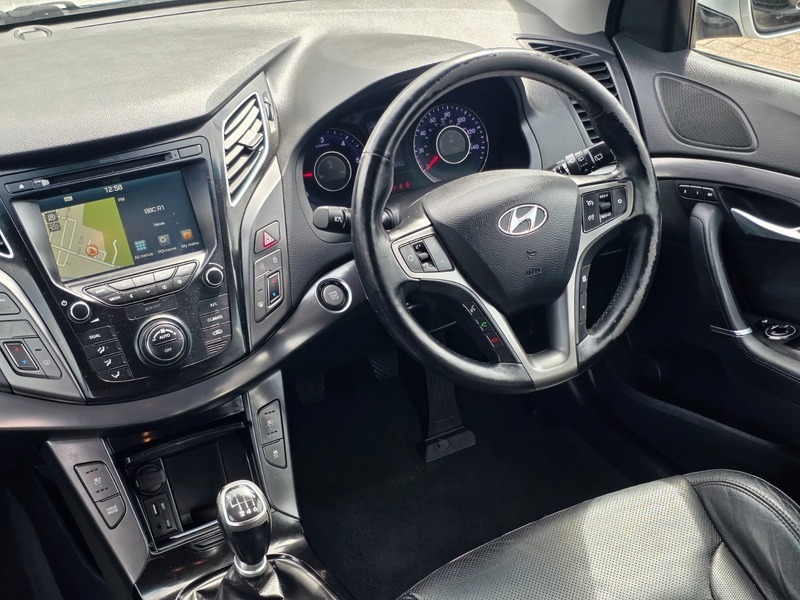 Hyundai I40 1.7 Crdi S Blue Drive 141Ps Tourer Silver #18