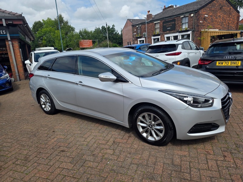 Hyundai I40 Crdi Se Nav Business Silver #4