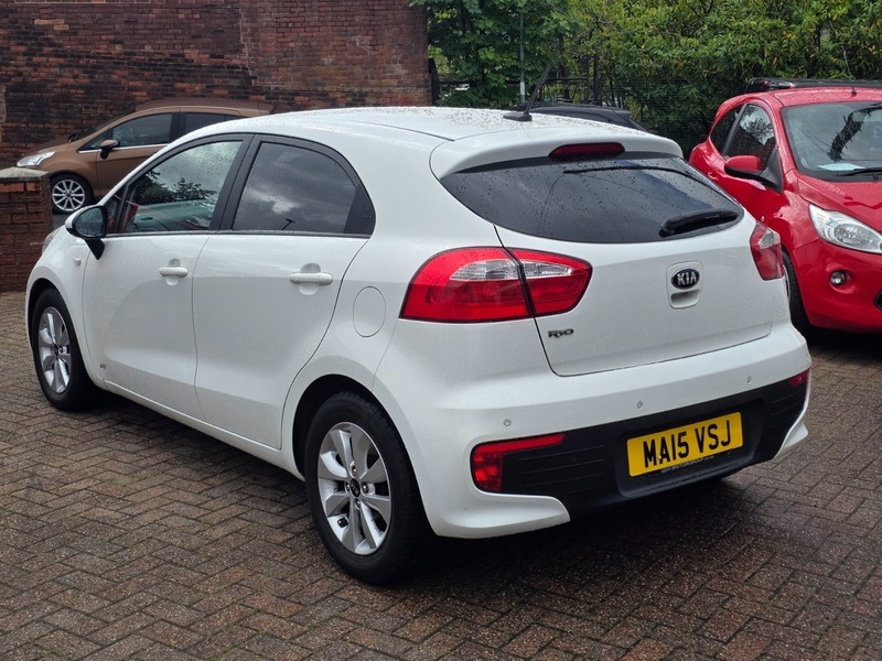Kia RIO Sr7 White #5