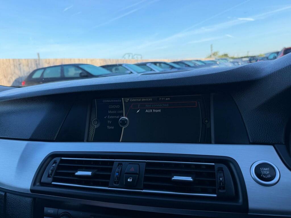 BMW 5 Series Saloon 2.0 520D Se Steptronic Euro 5 201010 Silver #48