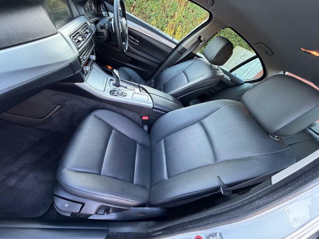 BMW 5 Series Saloon 2.0 520D Se Steptronic Euro 5 201010 Silver #64