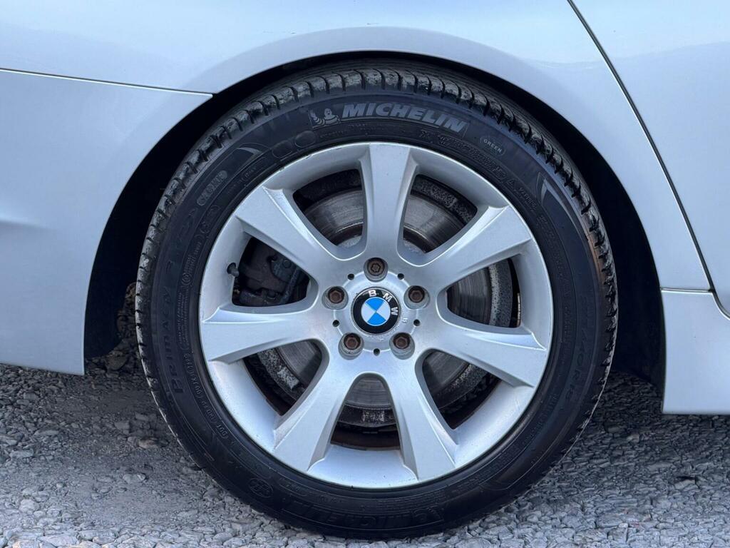 BMW 5 Series Saloon 2.0 520D Se Steptronic Euro 5 201010 Silver #30