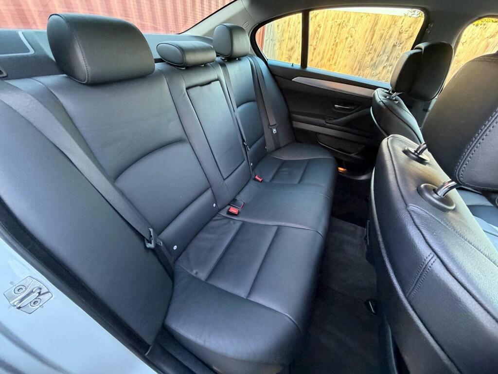 BMW 5 Series Saloon 2.0 520D Se Steptronic Euro 5 201010 Silver #57
