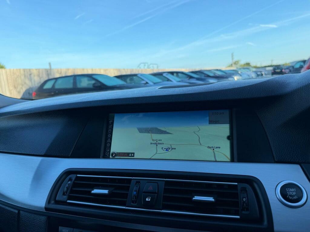 BMW 5 Series Saloon 2.0 520D Se Steptronic Euro 5 201010 Silver #46