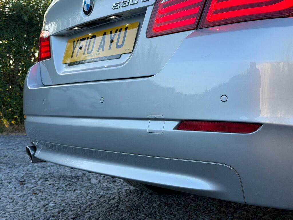 BMW 5 Series Saloon 2.0 520D Se Steptronic Euro 5 201010 Silver #24