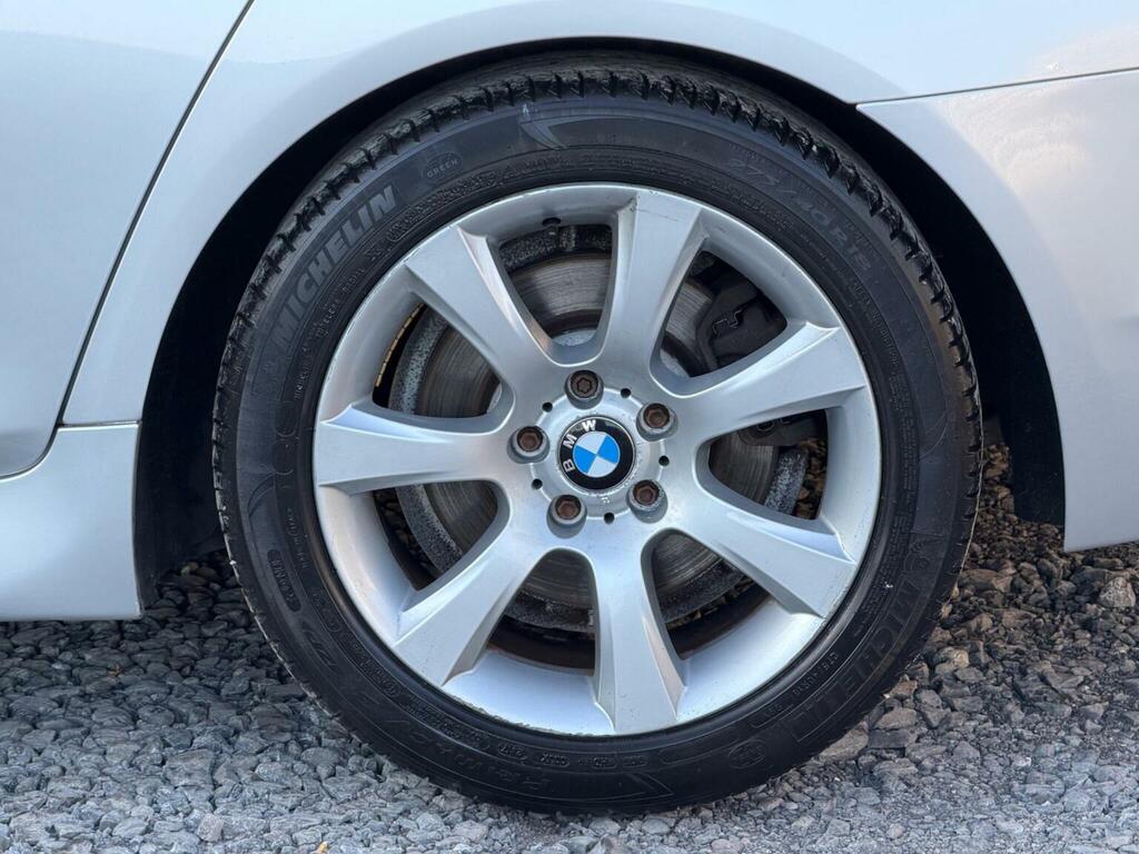 BMW 5 Series Saloon 2.0 520D Se Steptronic Euro 5 201010 Silver #17