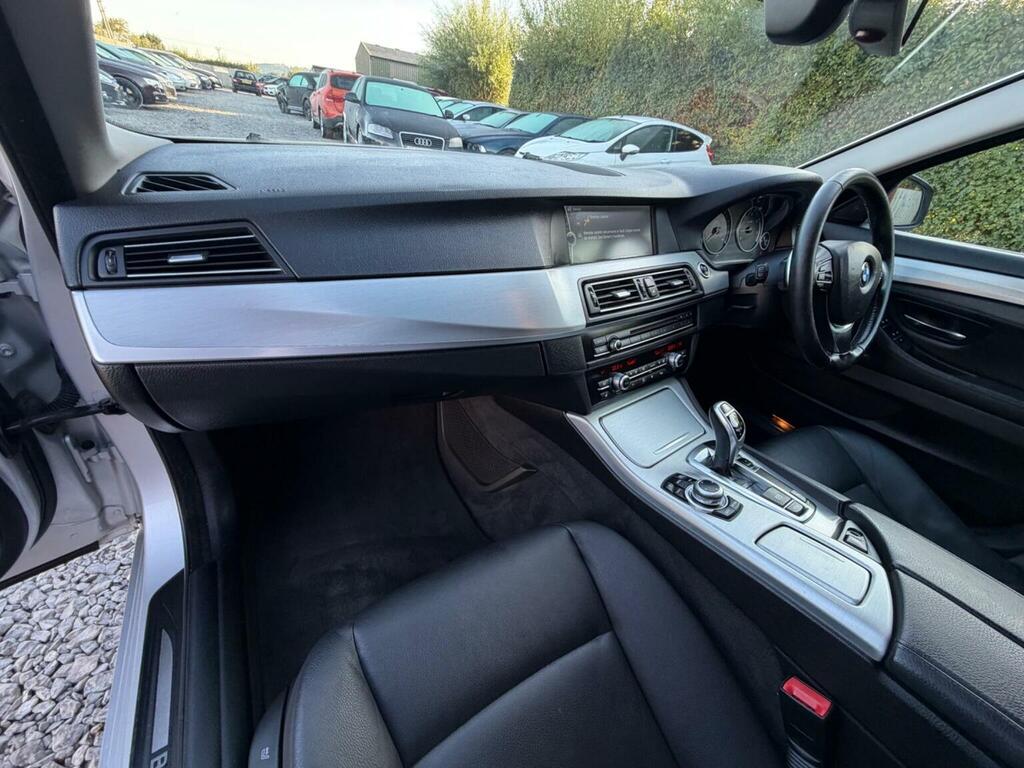BMW 5 Series Saloon 2.0 520D Se Steptronic Euro 5 201010 Silver #66