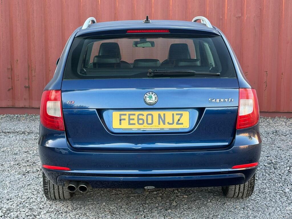 Skoda Superb Estate 2.0 Tdi Elegance Dsg Euro 5 201010 Grey #21