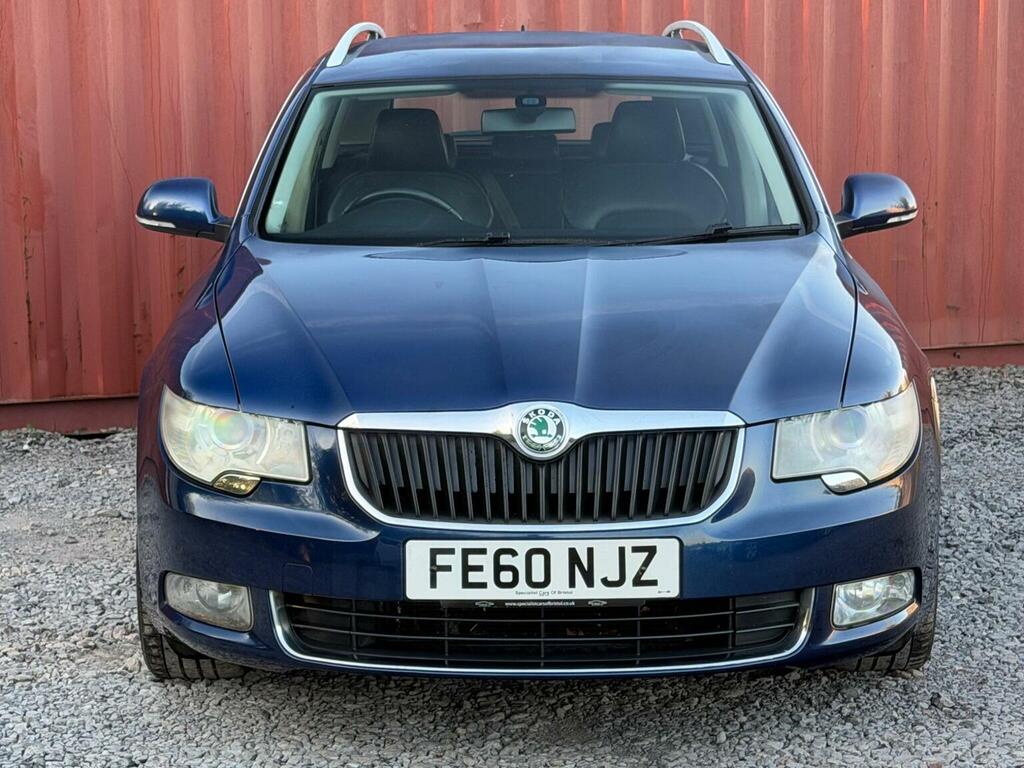 Skoda Superb Estate 2.0 Tdi Elegance Dsg Euro 5 201010 Grey #4