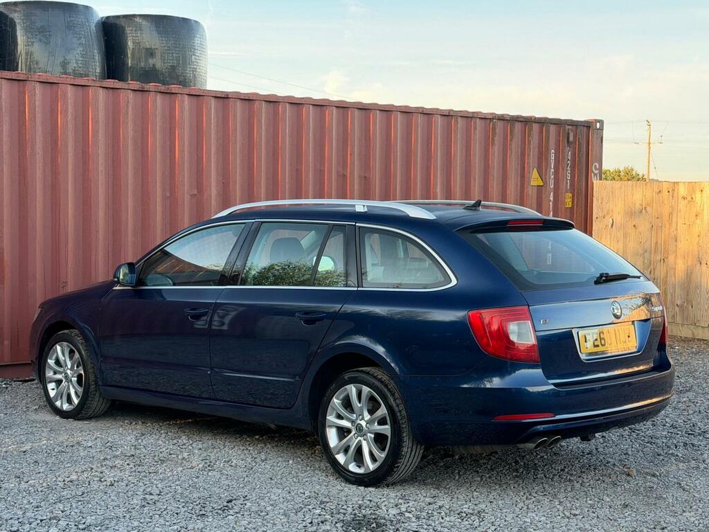 Skoda Superb Estate 2.0 Tdi Elegance Dsg Euro 5 201010 Grey #20