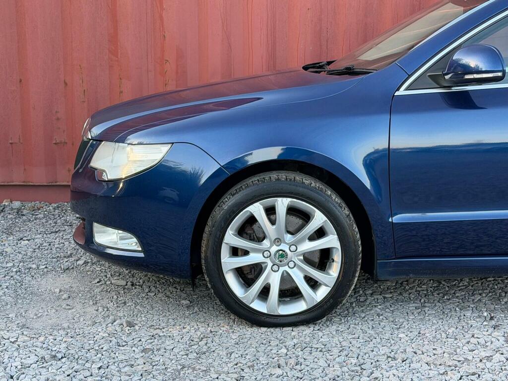Skoda Superb Estate 2.0 Tdi Elegance Dsg Euro 5 201010 Grey #14