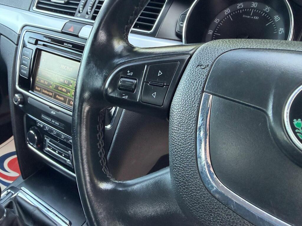 Skoda Superb Estate 2.0 Tdi Elegance Dsg Euro 5 201010 Grey #45