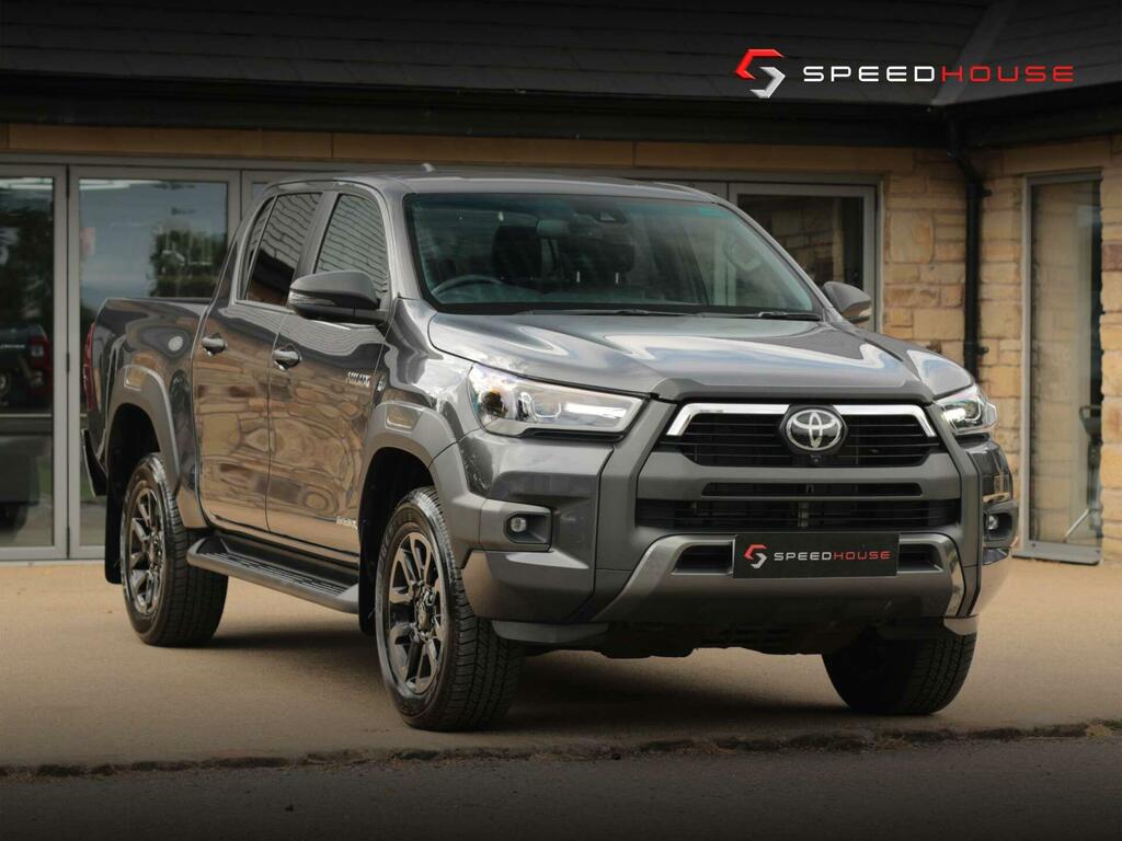 Toyota HILUX D-4d Invincible X Brown #9
