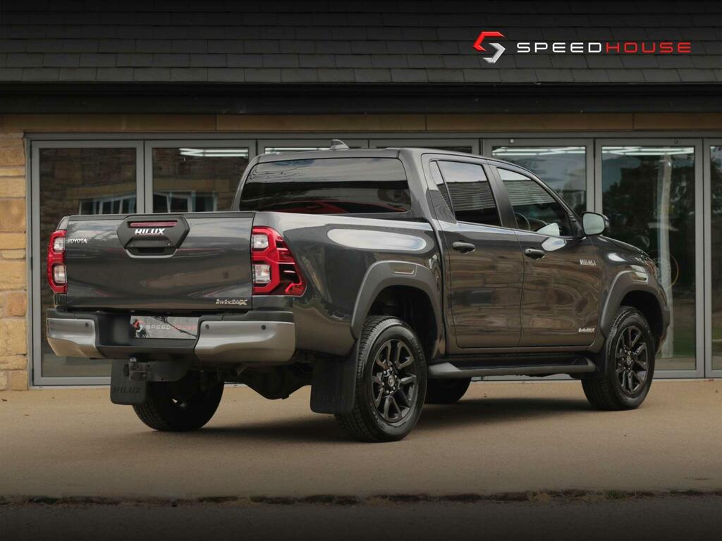 Toyota HILUX Invincible X Grey #5