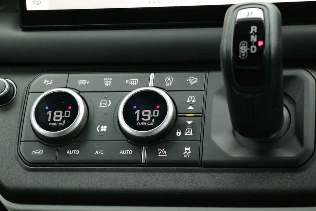 Land Rover Defender 110 3.0 D300 Mhev X-dynamic Hse 4Wd Euro 6 Ss Grey #8