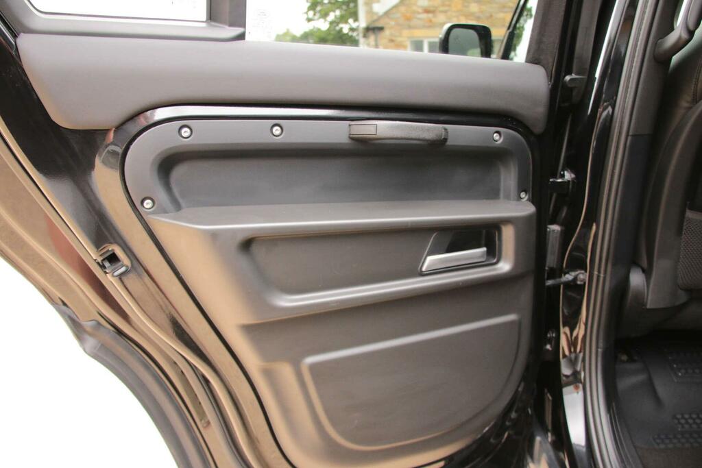 Land Rover Defender 110 3.0 D300 Mhev X-dynamic Hse 4Wd Euro 6 Ss Grey #28