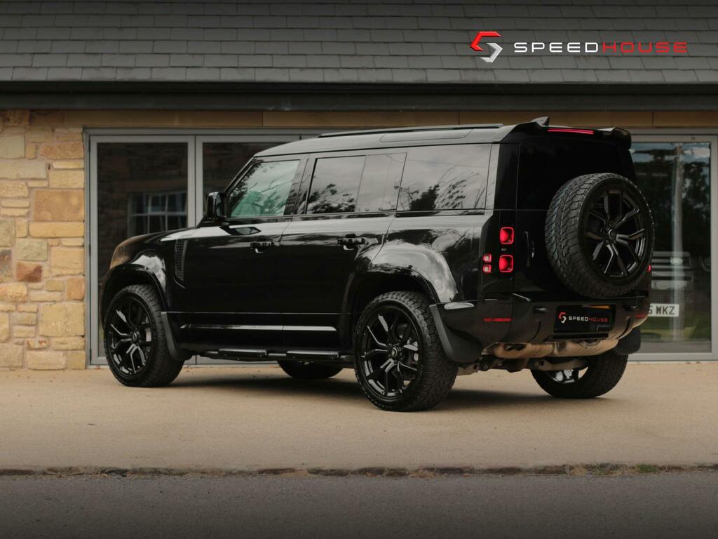 Land Rover Defender 110 X-dynamic Hse Black #4