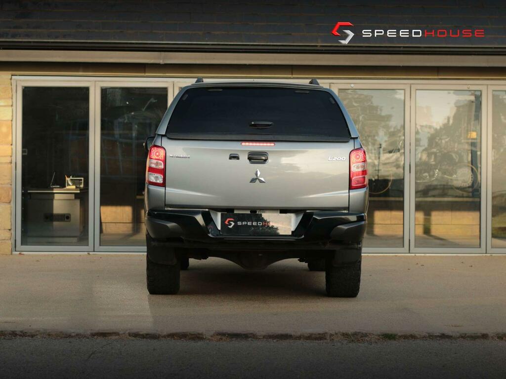 Mitsubishi L200 Dc Challenger Grey #6