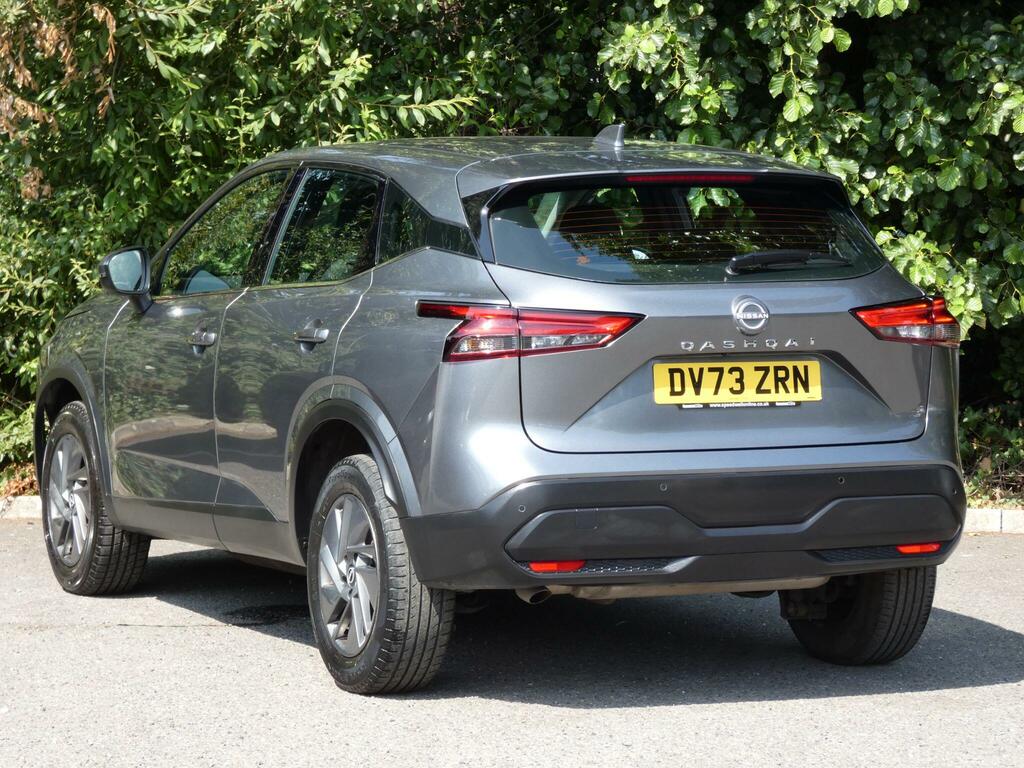 Nissan Qashqai 1.3 Dig-t Mhev Acenta Premium Xtron Euro 6 Ss 5 DV73ZRN Grey #3