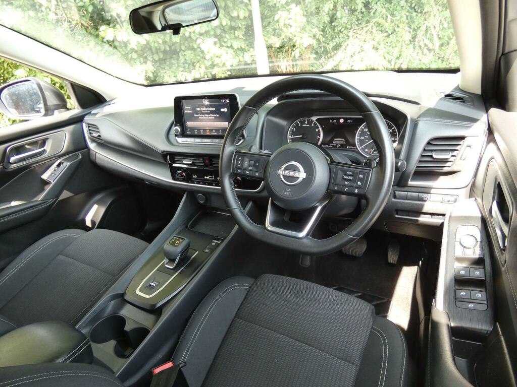 Nissan Qashqai 1.3 Dig-t Mhev Acenta Premium Xtron Euro 6 Ss 5 DV73ZRN Grey #2