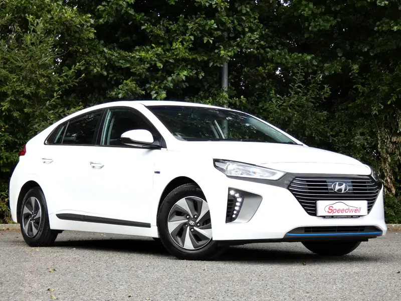 Hyundai Ioniq 1.6 H-gdi Premium Dct Euro 6 Ss YP19YHD White #4