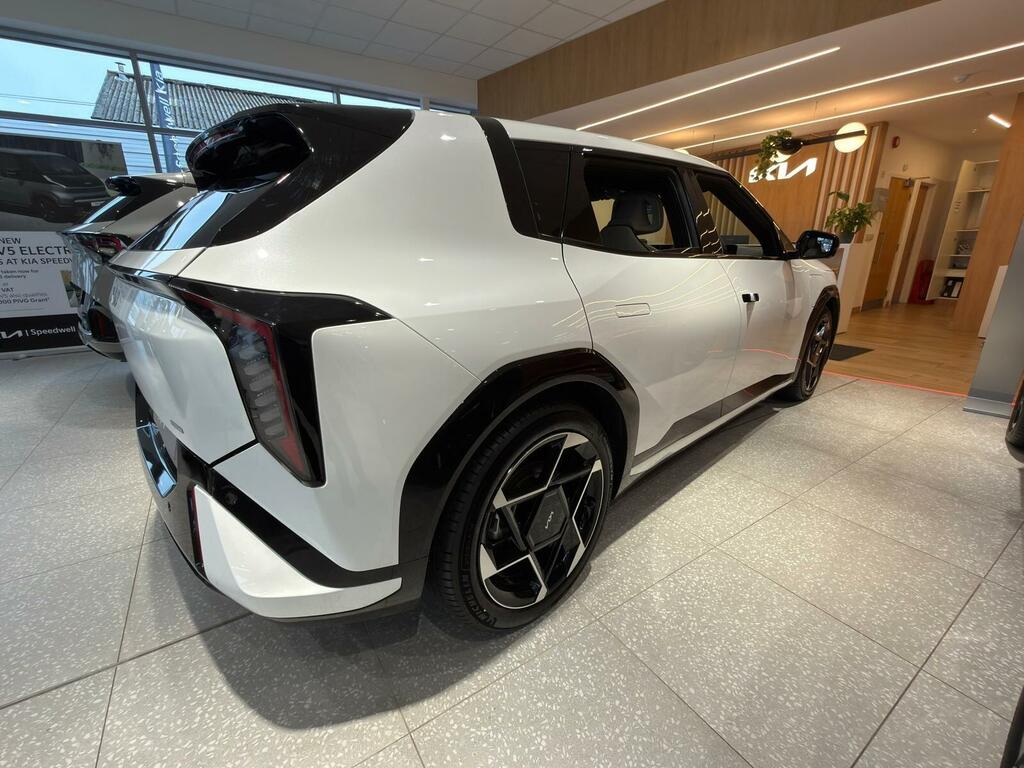 Kia EV4 81.4Kwh Gt-line White #5