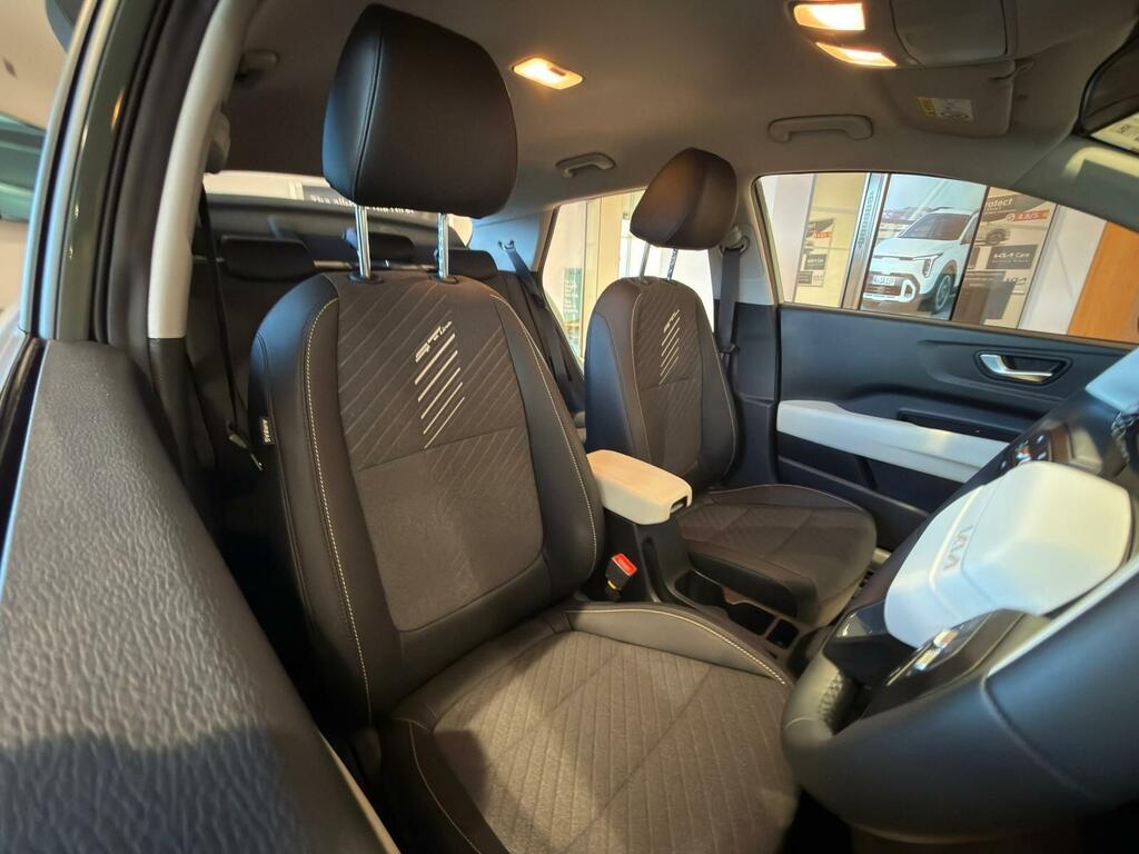 Kia Stonic 1.0T Gdi 99 Gt-line Dct  #9