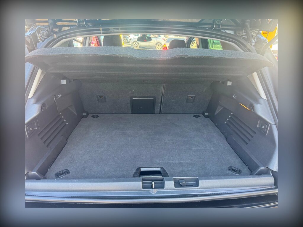 Peugeot 3008 1.6 Bluehdi 120 Active Grey #17