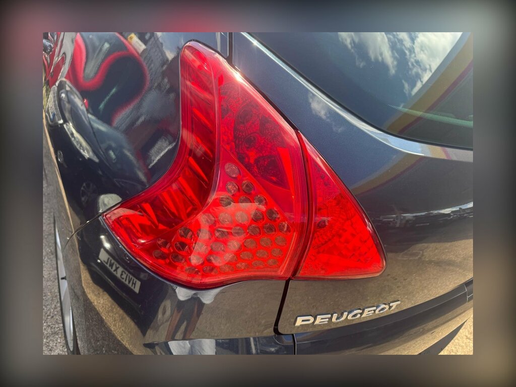 Peugeot 3008 1.6E-hdi 112Bhp Allure Hatchback Brown #24