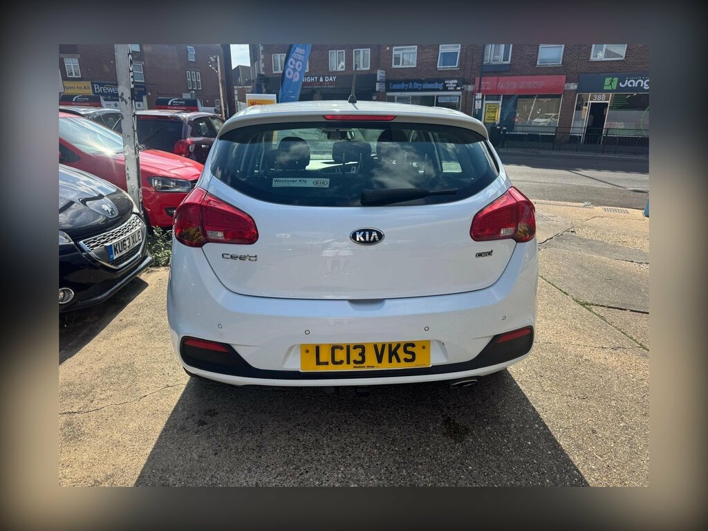 Kia Ceed 1.6 Crdi 2 Euro 5 White #6