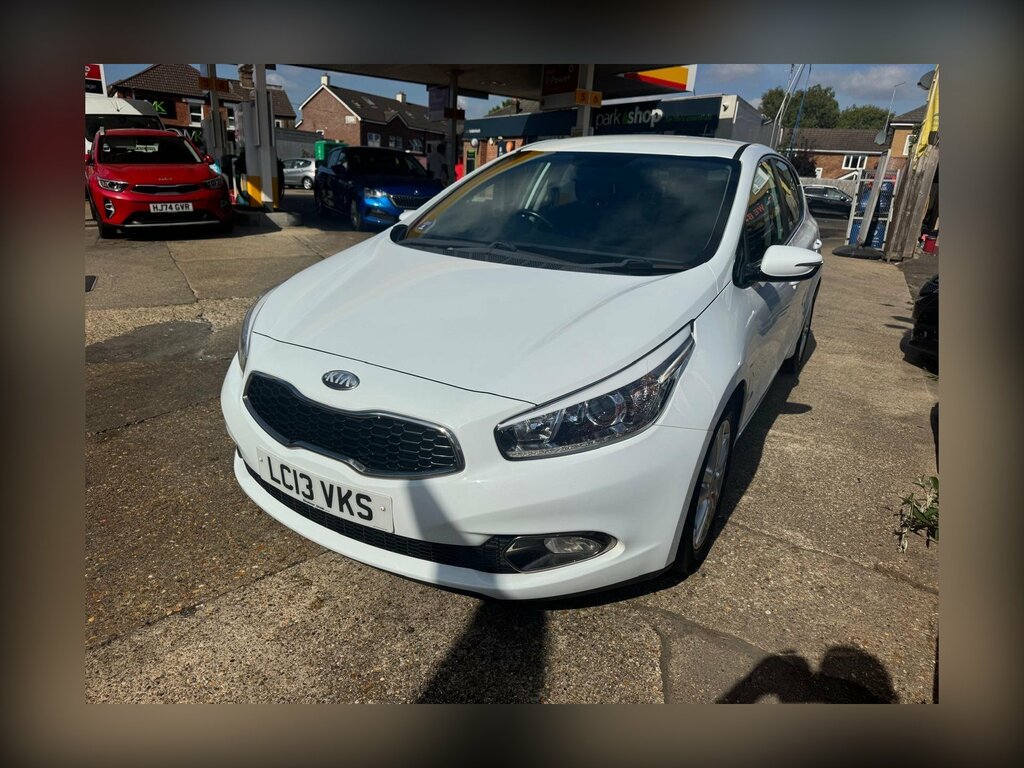 Kia Ceed 1.6 Crdi 2 Euro 5 White #3