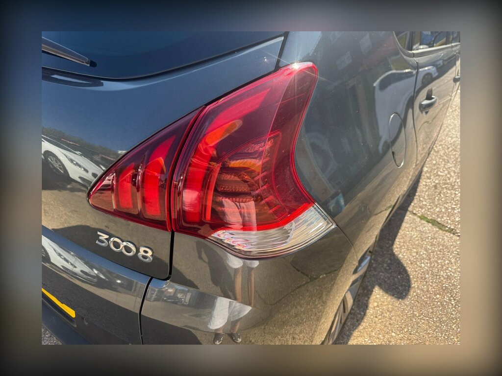 Peugeot 3008 1.6 Bluehdi Allure White #11