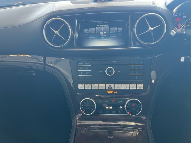 Mercedes-Benz SL Class Sl 400 Amg Line Premium 9G-tronic Black #29