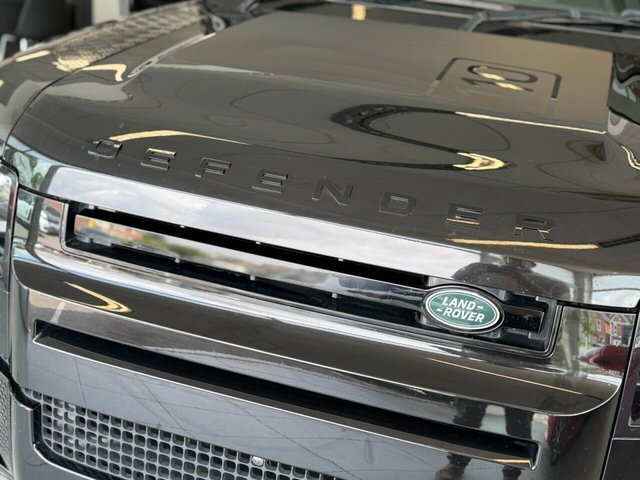 Land Rover Defender 110 D300 Mhev X-dynamic Hse Black #4