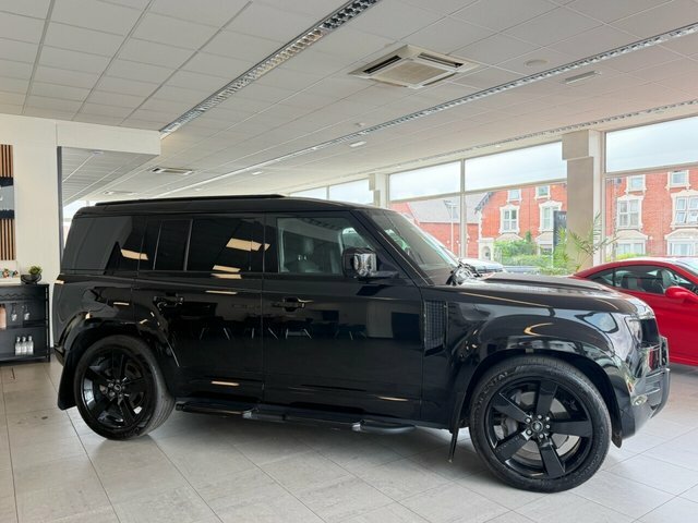 Land Rover Defender 110 D300 Mhev X-dynamic Hse Black
