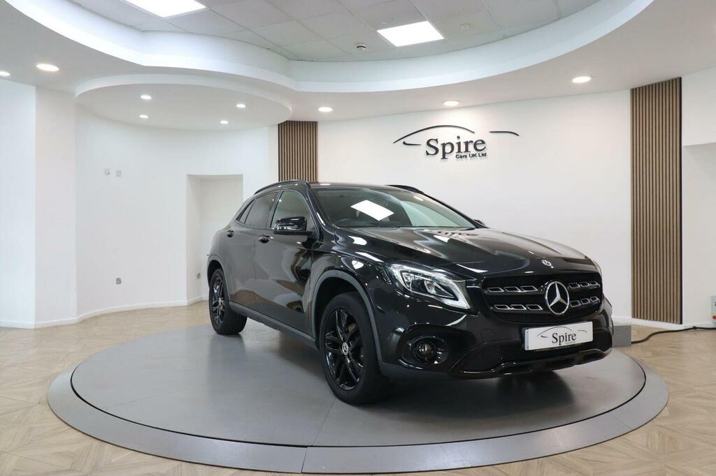 Mercedes-Benz GLA Class 1.6 Gla180 Urban Edition 7G-dct Euro 6 Ss Black #3
