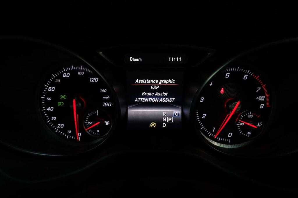 Mercedes-Benz GLA Class 1.6 Gla 200 Amg Line Exec Station Wagon Red #30