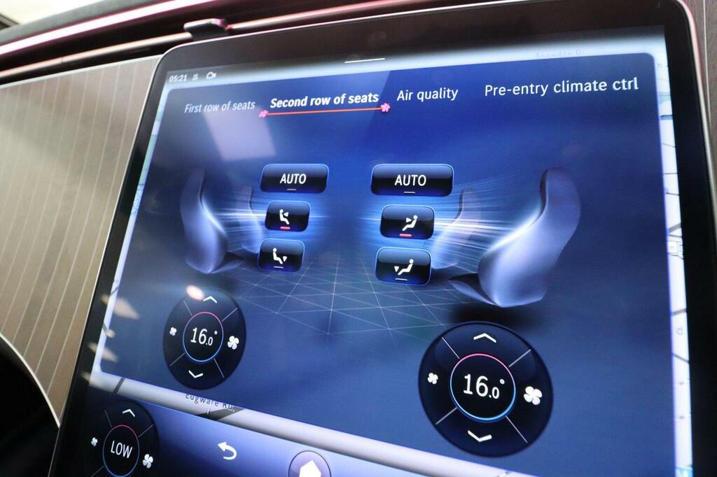 Mercedes-Benz EQE Eqe 300 Amg Line Premium 242 Bhp Silver #24