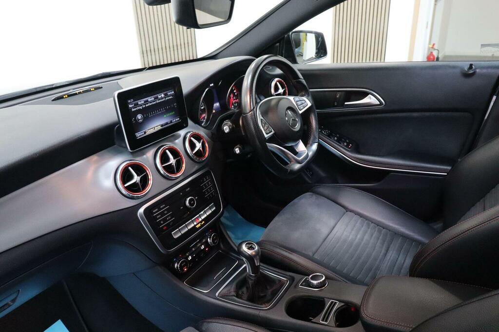 Mercedes-Benz CLA Class 2.1 Cla220d Amg Line Coupe 7G-dct Euro 6 Ss Blue #10