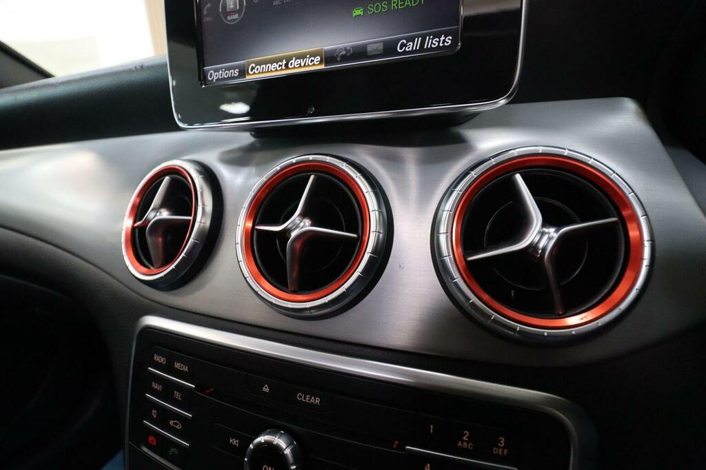 Mercedes-Benz CLA Class 2.1 Cla220d Amg Line Coupe 7G-dct Euro 6 Ss Blue #23