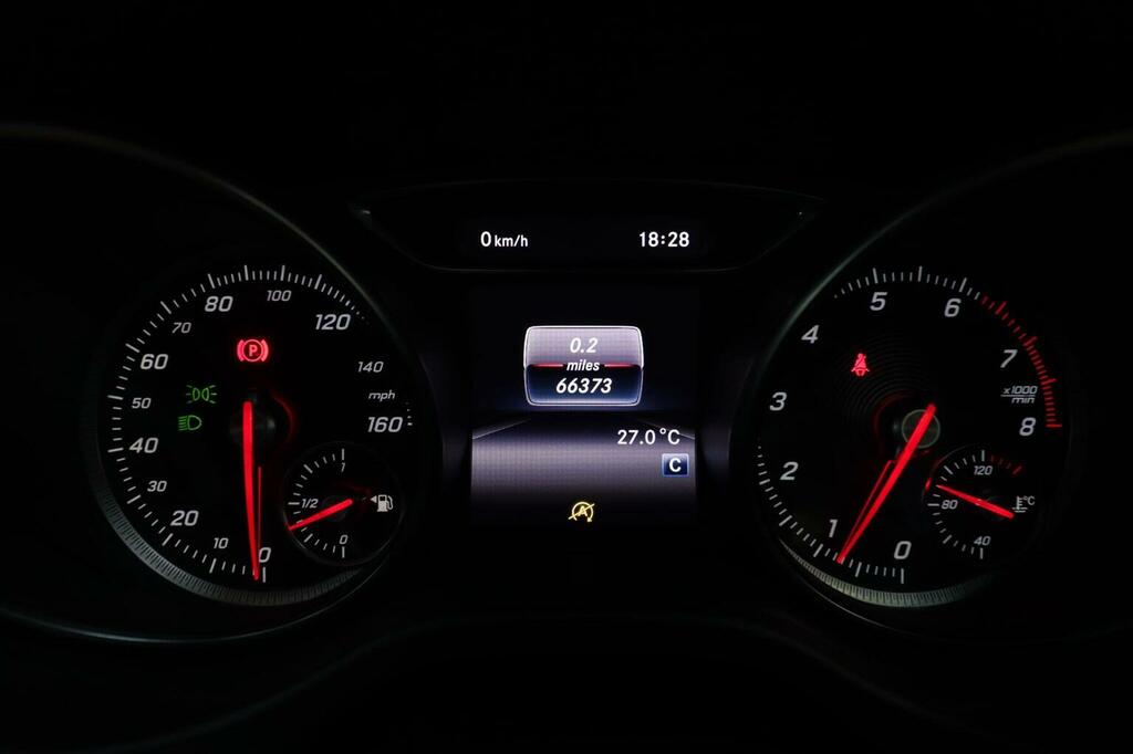 Mercedes-Benz CLA Class 2.1 Cla220d Amg Line Coupe 7G-dct Euro 6 Ss Blue #34