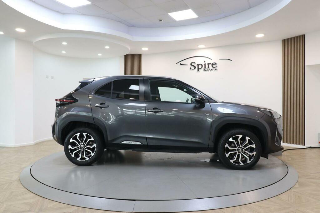 Toyota Yaris Cross 1.5 Vvt-h Design E-cvt Euro 6 Ss Grey #4