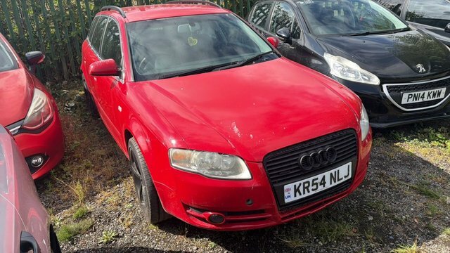 Audi A4 Avant Tdi Se Estate Red