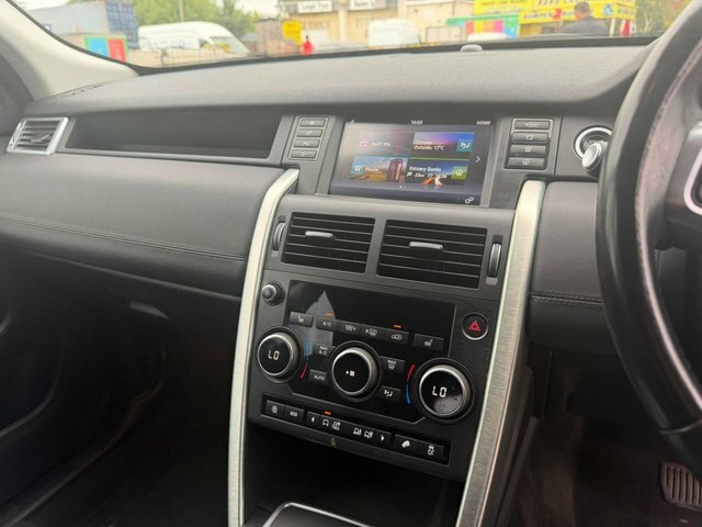 Land Rover Discovery Sport Td4 Se Tech Suv LH67BFK Black #5