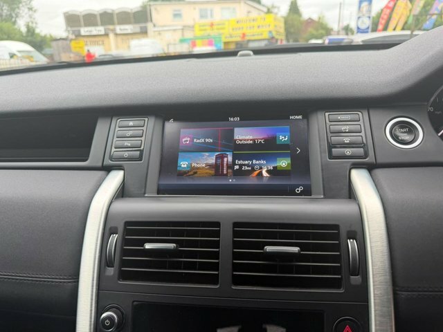 Land Rover Discovery Sport Td4 Se Tech Suv LH67BFK Black #3