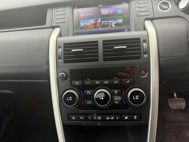 Land Rover Discovery Sport Td4 Se Tech Suv LH67BFK Black #4