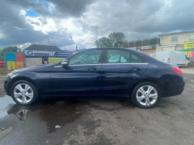 Mercedes-Benz C Class C200 Se Saloon Blue #5